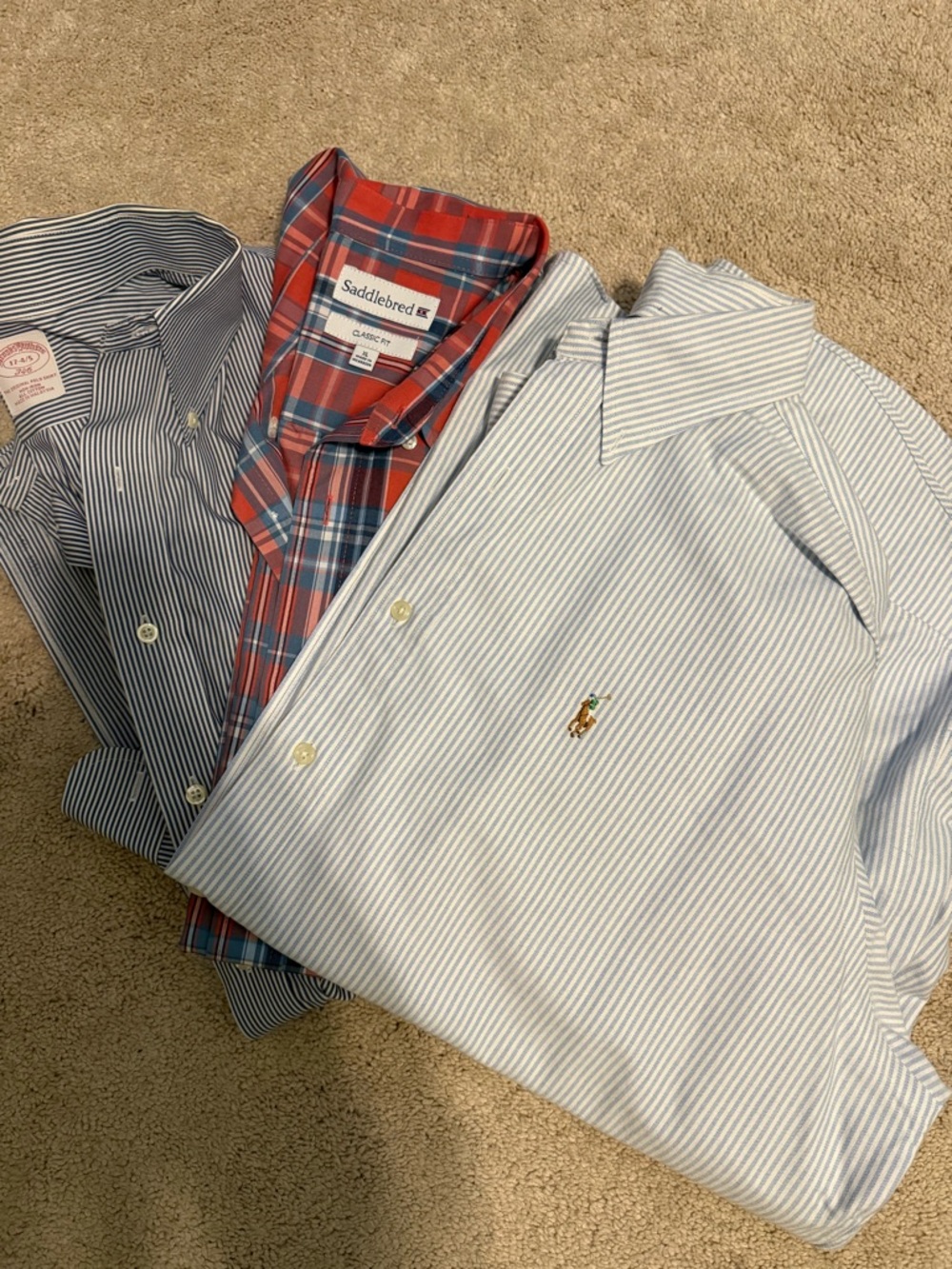 Bundle of 3 Men’s button down shirts.
